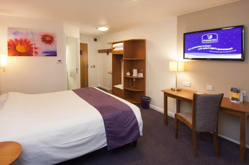 Dundee East Premier Travel Inn Екстер'єр фото