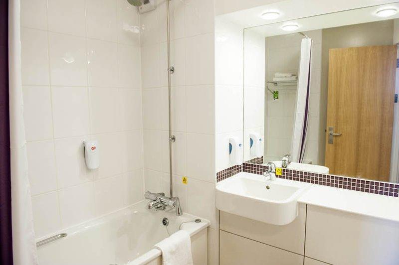Dundee East Premier Travel Inn Екстер'єр фото