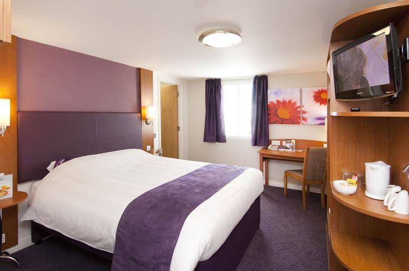 Dundee East Premier Travel Inn Екстер'єр фото